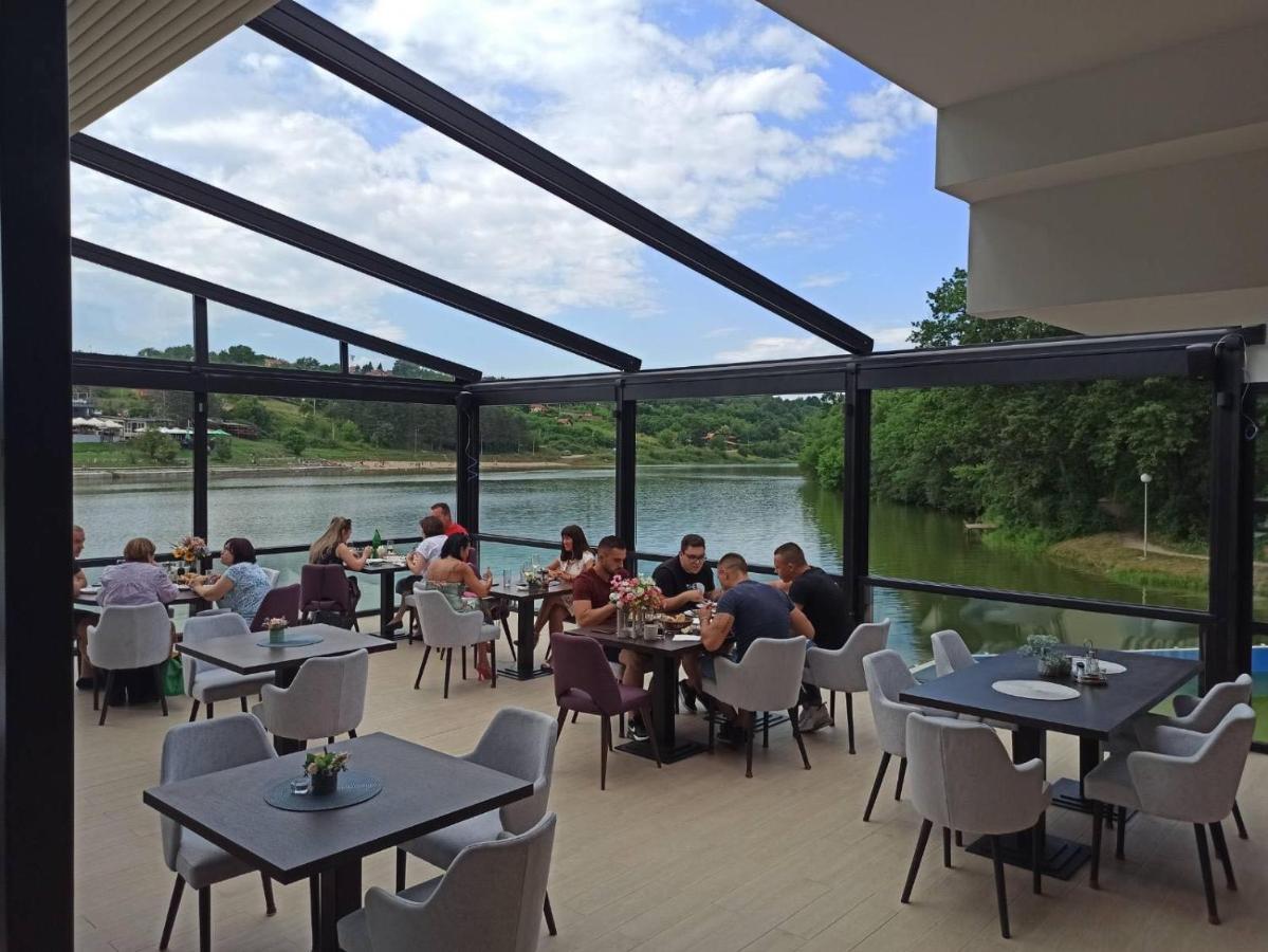 Jezero Kudrec Hotel Smederevska Palanka Ngoại thất bức ảnh