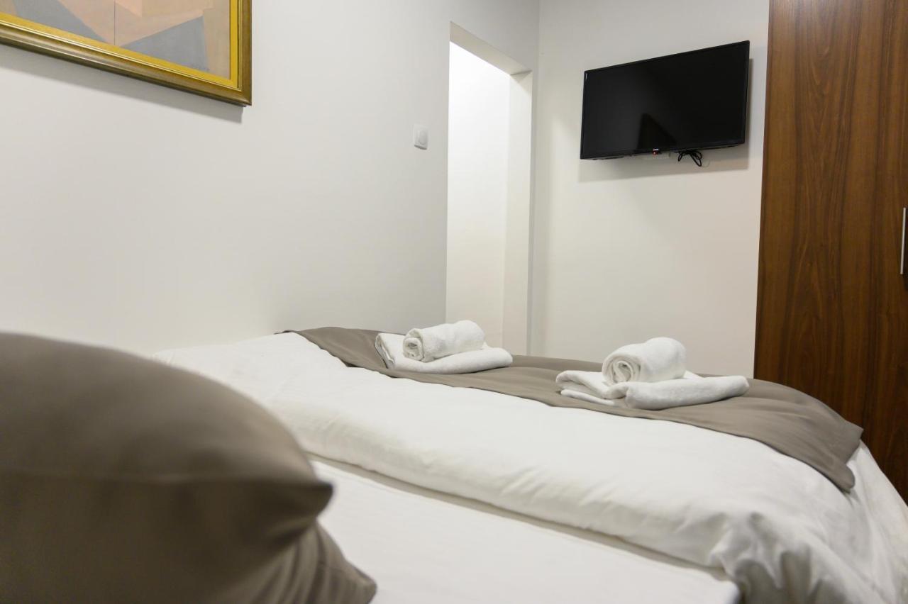 Jezero Kudrec Hotel Smederevska Palanka Ngoại thất bức ảnh