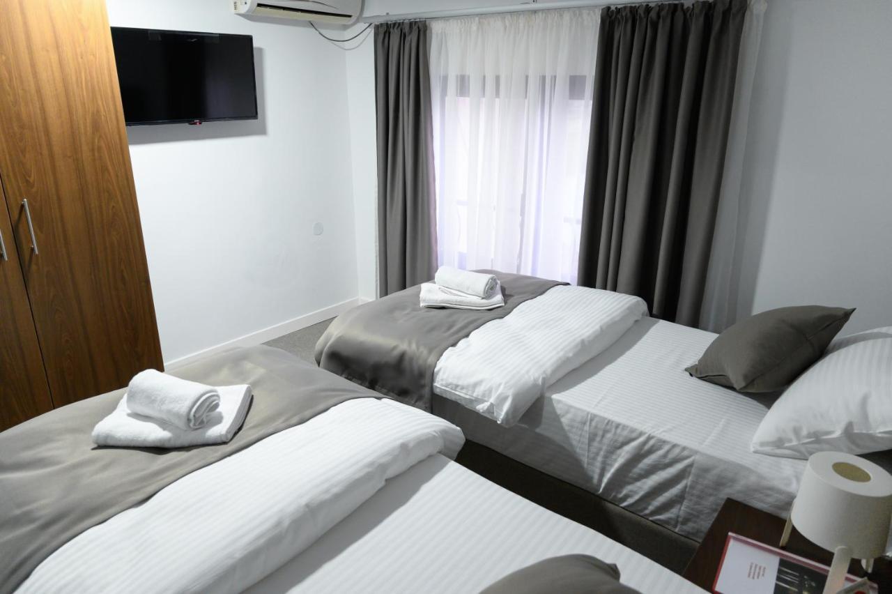 Jezero Kudrec Hotel Smederevska Palanka Ngoại thất bức ảnh