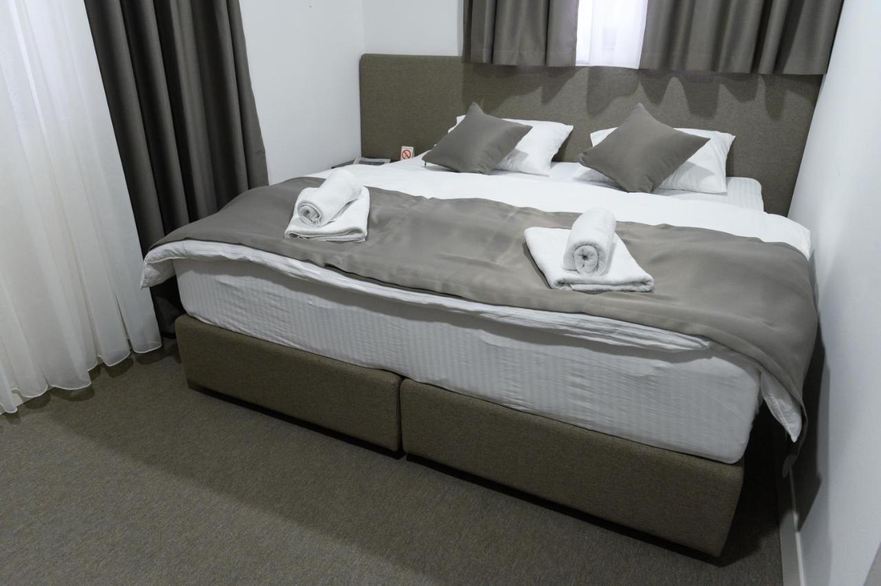 Jezero Kudrec Hotel Smederevska Palanka Ngoại thất bức ảnh