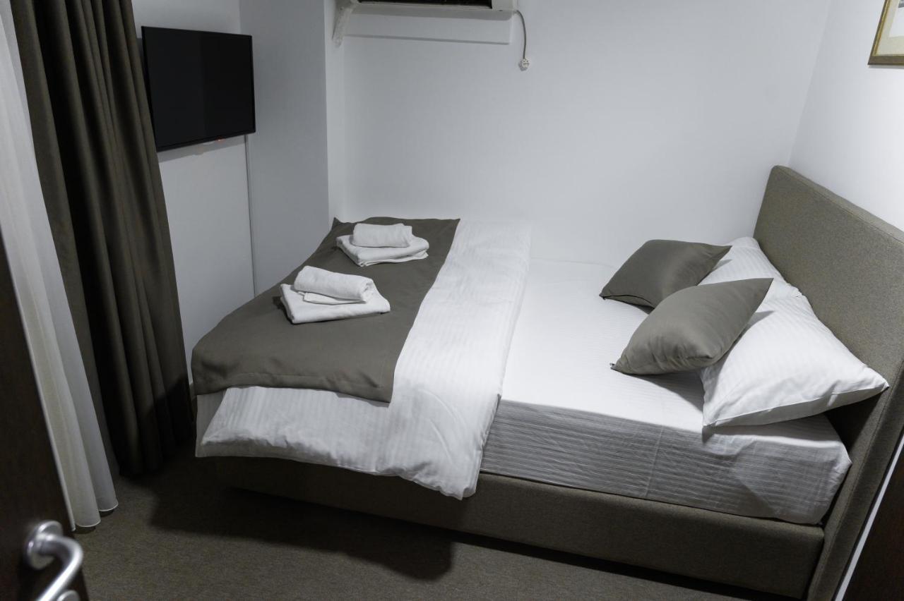 Jezero Kudrec Hotel Smederevska Palanka Ngoại thất bức ảnh