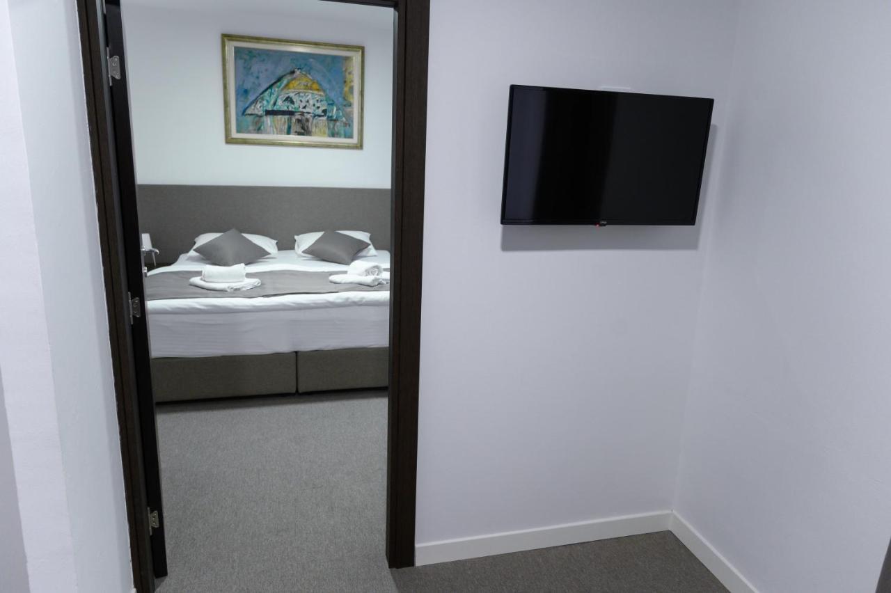 Jezero Kudrec Hotel Smederevska Palanka Ngoại thất bức ảnh